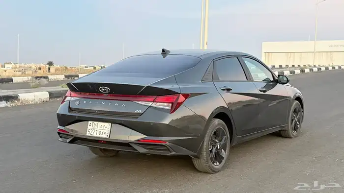 النترا 2023وكالة مكينة 2000 ممشى 54 الف 5