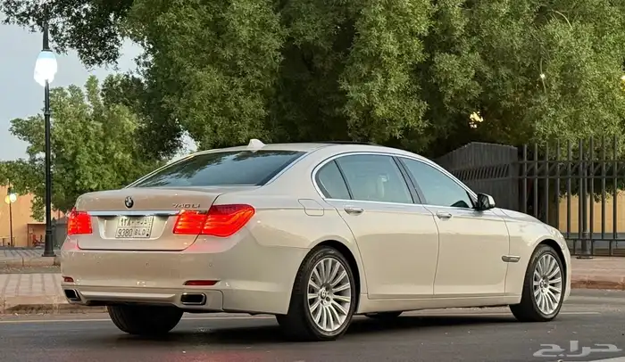 بي أم دبليوIL730(فل كامل) 37