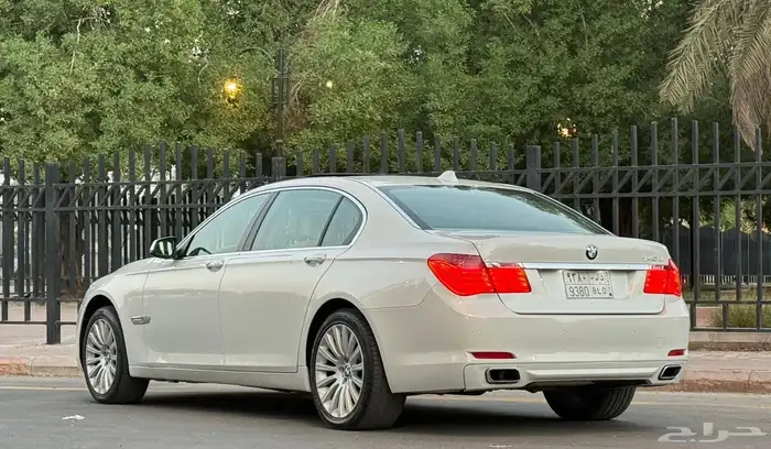 بي أم دبليوIL730(فل كامل) 38