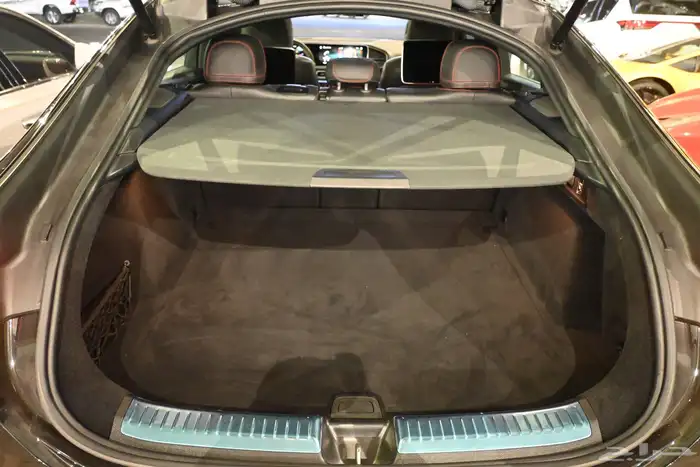 مرسيدس GLE63 2021 18