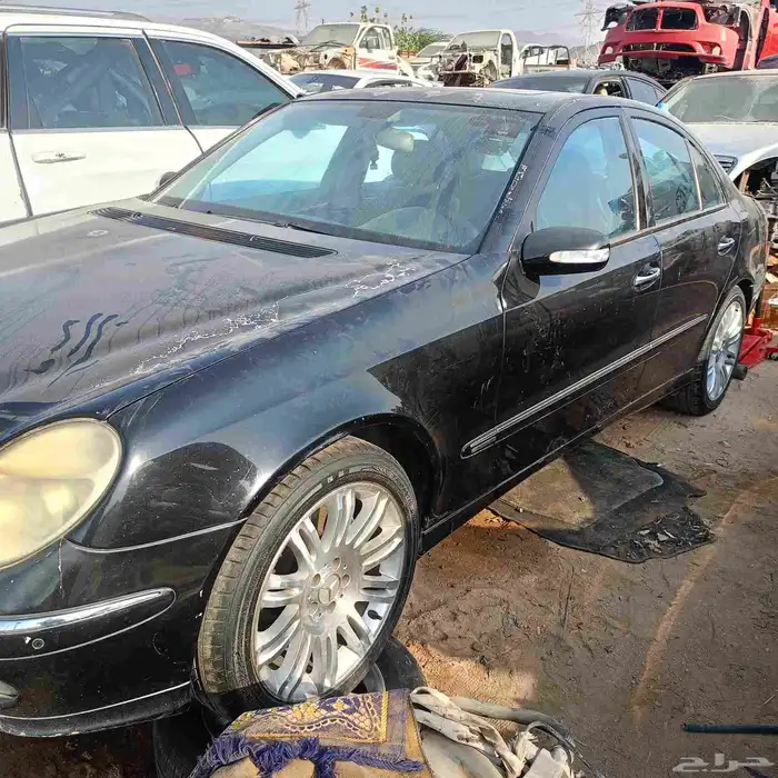 مرسيدس قطع غيار تشليح 211 موديل 2006 3