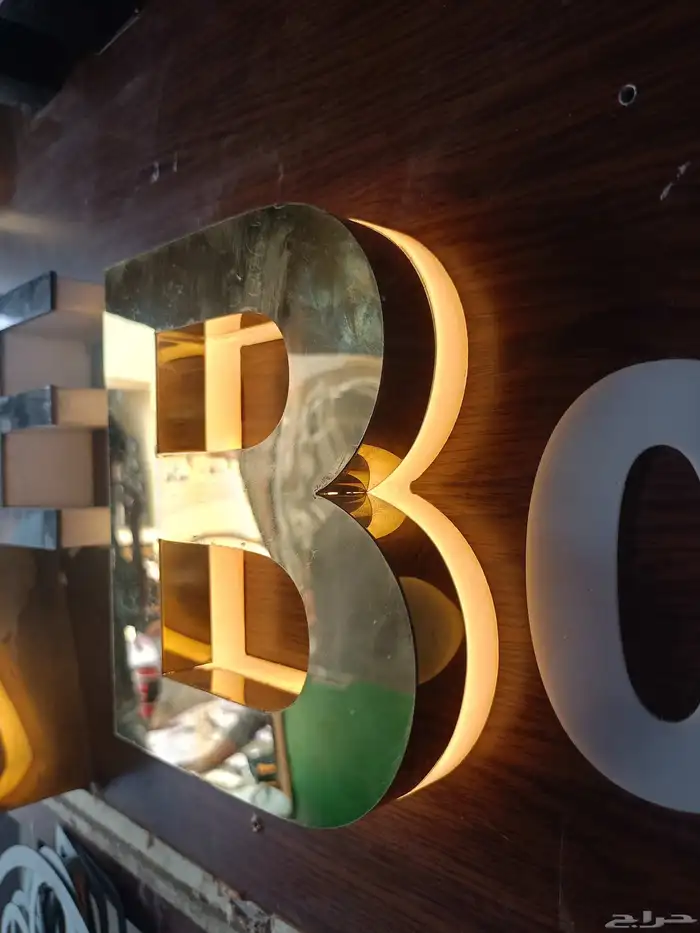 لوحات مضيئة بنر ستيكر يونيبول أعلام كروت أسوار مشاريع تظليل 38