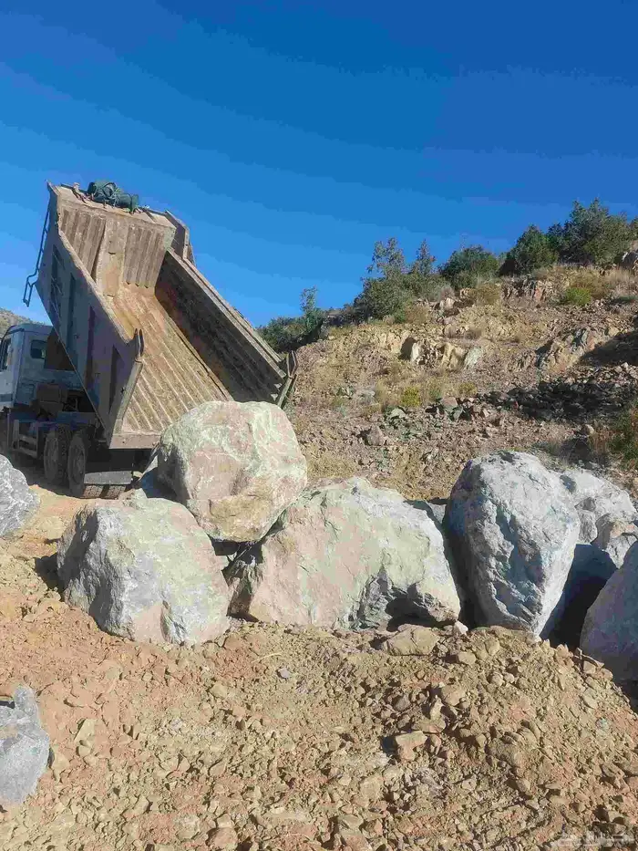 معلم جدران حجر 5