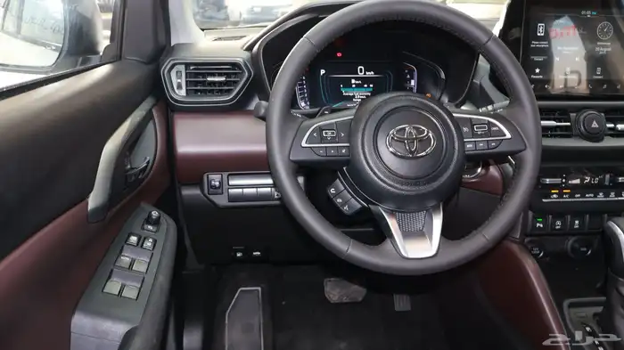 أوربان كروزر 2026 24