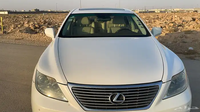 لكزس LS460 L سعودي عبدالطيف جميل 10