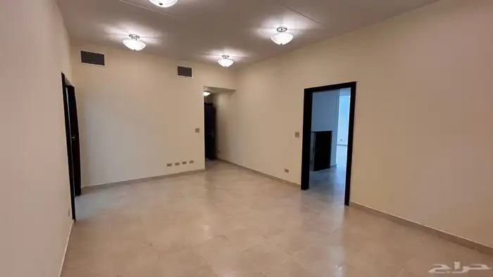 فيلا A1 للبيع في حي جلمودة 12