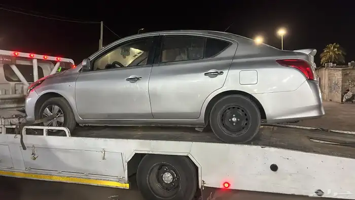 سطحه لنقل السيارات سعر مناسب 0