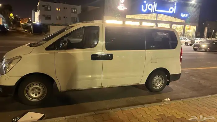 هيونداي H1 2012 1