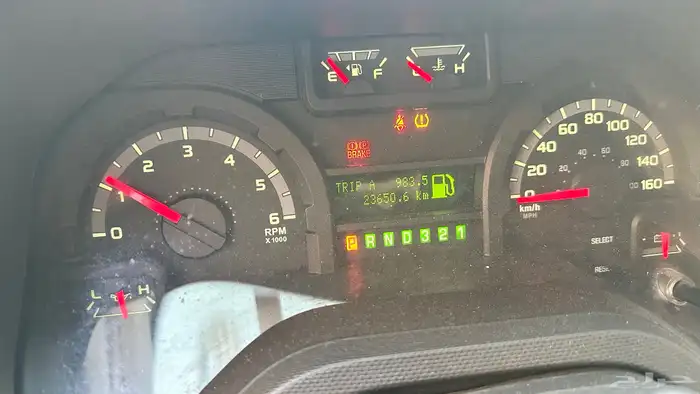 فورد E350 ذوي احتياجات خاصه ممشى قليل 10