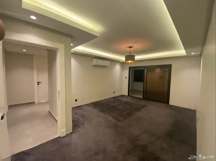 فيلا للإيجار في حي العليا مجمع العقارية 5