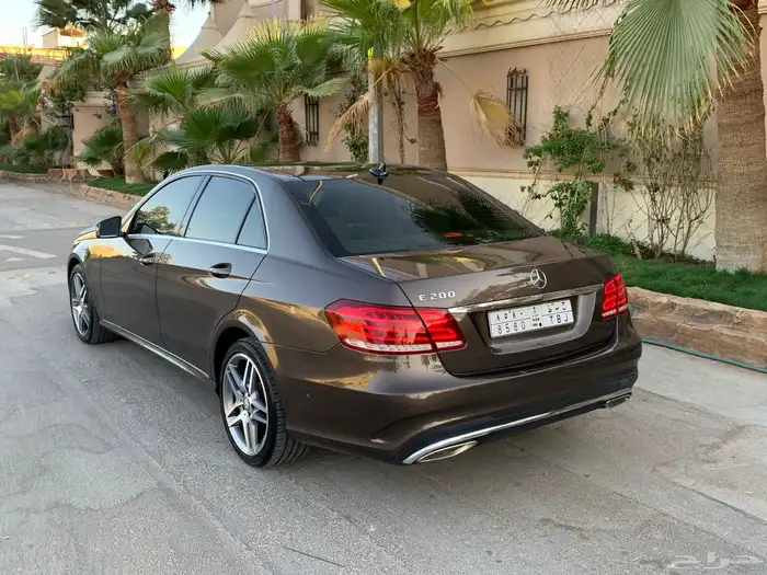 مرسيدس E200 فل كامل 2014 بحاله الوكاله 7