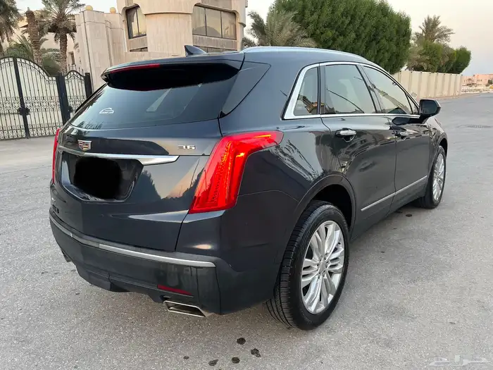 كاديلاك ( SXT5 ) الموديل 2019 فل كامل صيانات وكاله 2