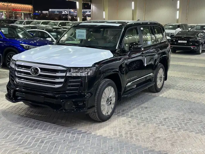 تويوتا لاندكروزر الموديل25 وارد الكويت فل كامل رقم(5) 0