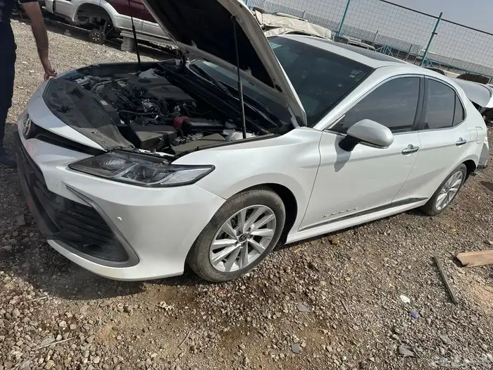 تشليح قطع غيار كامري من 2018 الى 2025 3