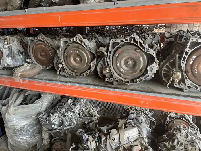 قطع غيار مازدا 10