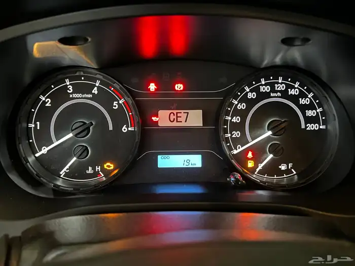 هايلوكس 2025 دبل ديزل سلق 14