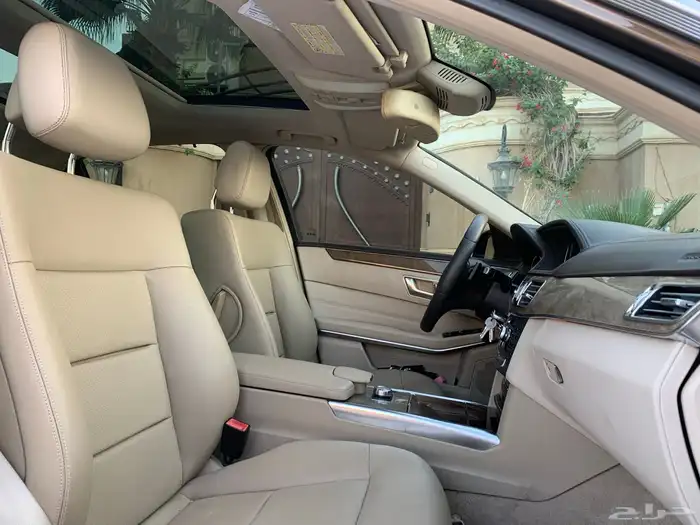 مرسيدس E200 فل كامل 2014 بحاله الوكاله 20