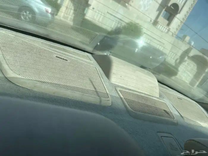 للبيع سيارة نظيفه بسعر مغري 5