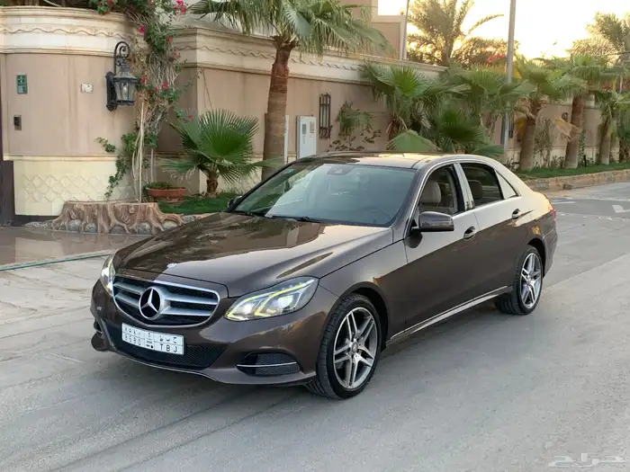 مرسيدس E200 فل كامل 2014 بحاله الوكاله 22