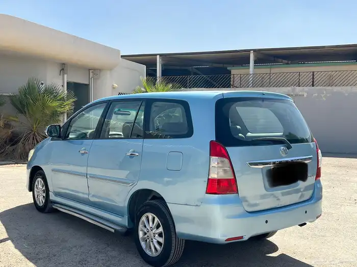 تويوتا انوفا 2012 5