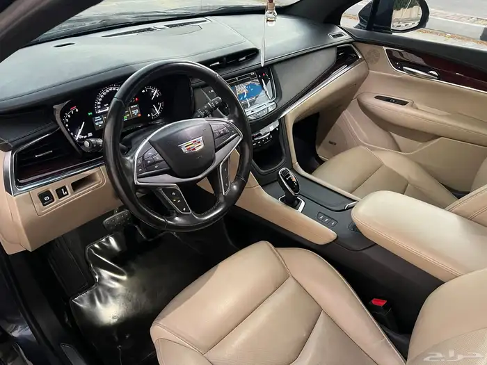 كاديلاك ( SXT5 ) الموديل 2019 فل كامل صيانات وكاله 37