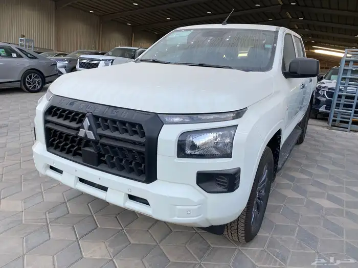 متسوبيشي L200 ديزل دبل غمارتين نص فل سعودي 2024 2