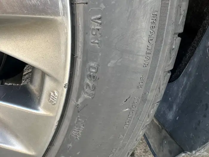 4 كفرات برجستون مازدا cx9 مقاس 255 50 20 1