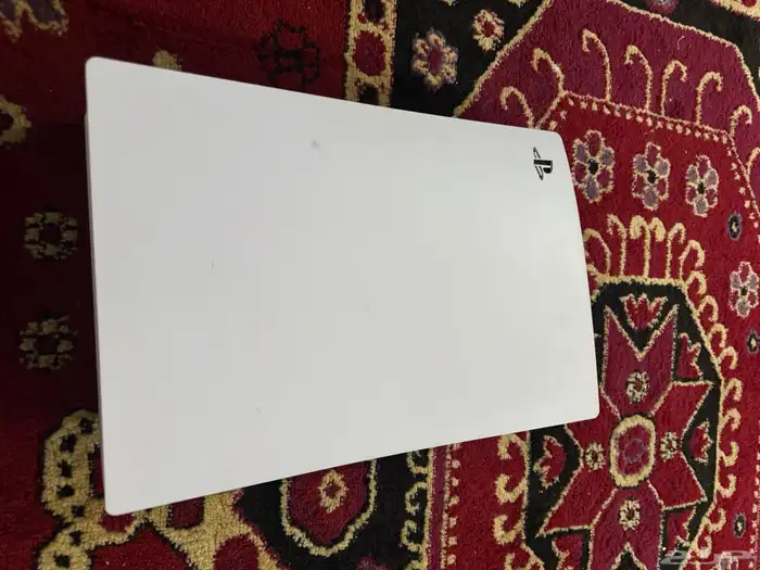 سوني فايف بدون اغراضه ب سي دي نظيف ما انفك سليم 4