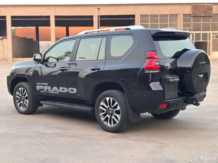 تويوتا برادوTXL 2022فل كامل عداد 56 الف 3