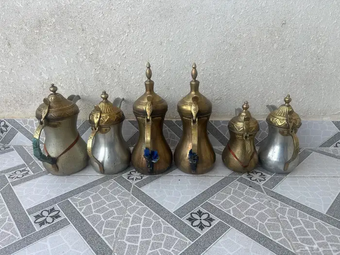 دلال للبيع 0