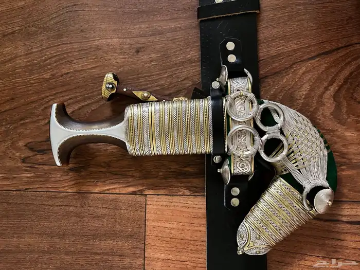 جنبية من النوادر 0