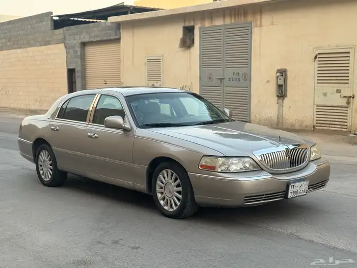 لنكولن تاون كار 2007 1