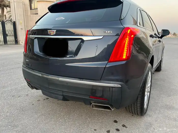 كاديلاك ( SXT5 ) الموديل 2019 فل كامل صيانات وكاله 9