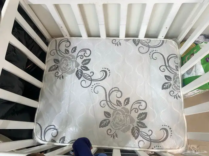 مجموعة اغراض اطفال مستعمله 2