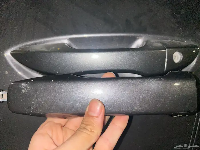 يدة كورولا لااعلم حق اي موديل اصلية لاتركب 2016 0