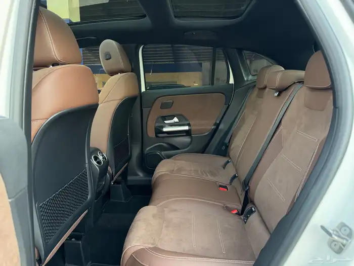 مرسيدس GLA200 2025 KIT AMG على الضمان 8