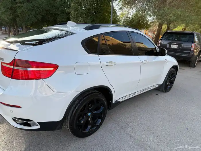 للبيع BMW x6 2010 نظيف 5