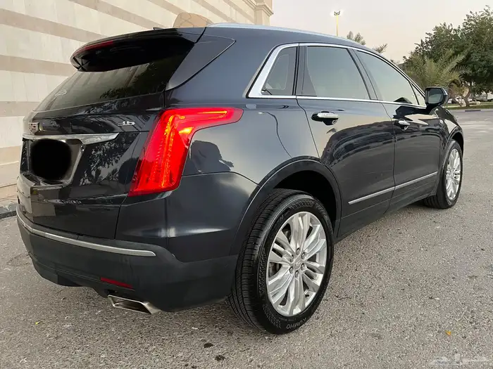 كاديلاك ( SXT5 ) الموديل 2019 فل كامل صيانات وكاله 61
