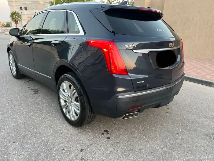 كاديلاك ( SXT5 ) الموديل 2019 فل كامل صيانات وكاله 7