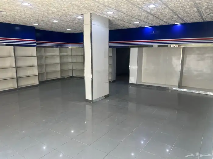 للبيع رفوف ودواليب خشب كونتر مع ستايتل ستيل نوعيه جيده 0