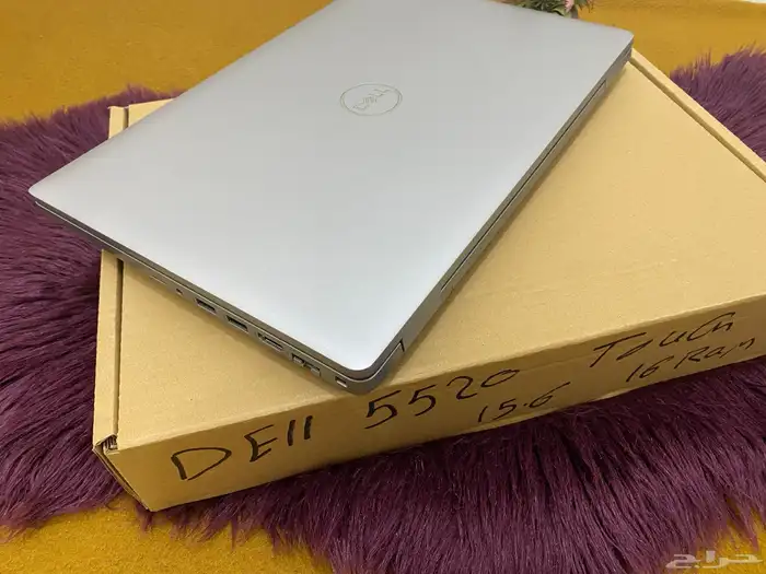 لابتوب Dell شاشه لمس i7 الجيل 11 مقاس 15.6 نفس الجديد 10