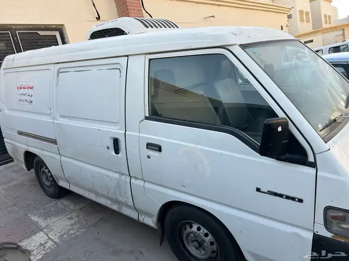 متسوبيشي باص L200 1
