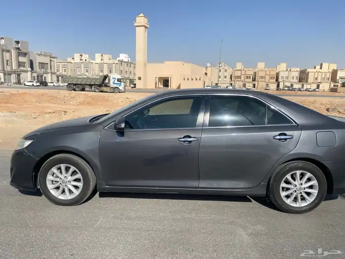 تويوتا كامري 2015 9