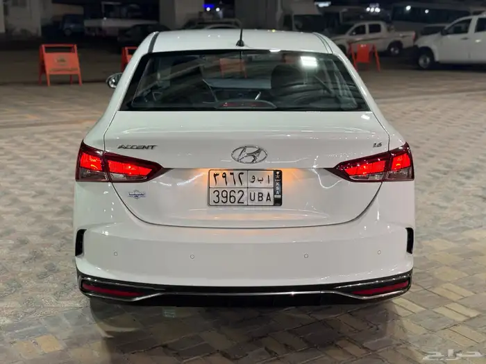 اكسنت 2022 ماكينة كبير نظيففة 4