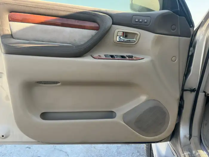 جيب لكزز مديل 2006 وكاله ممشى 100الف فقط قطع غيار 6