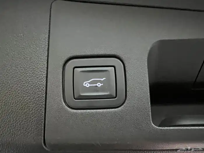 كاديلاك ( SXT5 ) الموديل 2019 فل كامل صيانات وكاله 27