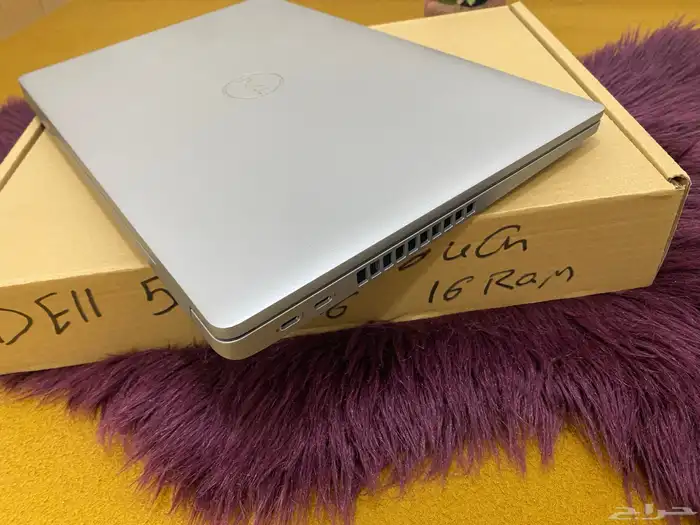 لابتوب Dell شاشه لمس i7 الجيل 11 مقاس 15.6 نفس الجديد 4