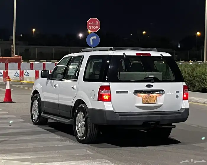 فورد اكسبيدشن 2013 ( ممشى قليل ) 6