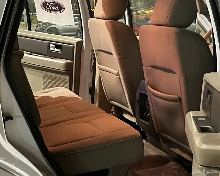 فورد اكسبيدشن 2013 ( ممشى قليل ) 8