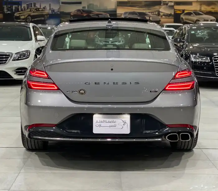 جنسس G70 نص فل 2023 3